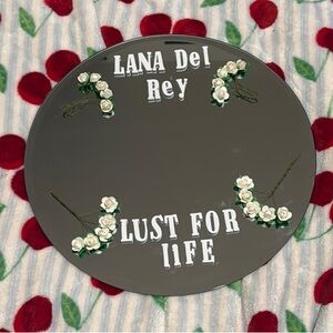 DIY Lana del rey mirror